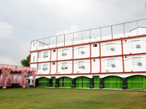 OYO 41923 Prema Kunj Resort