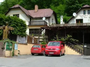 Restaurant a Penzion Pod Draci Skalou