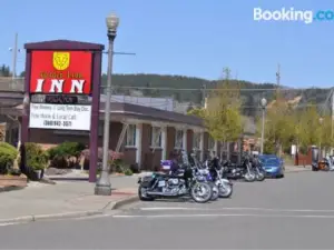 Golden Lion Motel