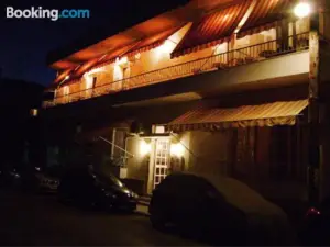 索菲亞飯店