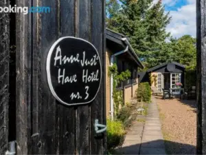 Anne Just's Havehotel