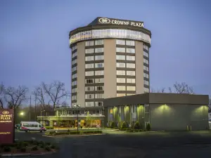 Crowne Plaza Saddle Brook