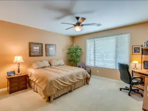 Orange Blossom - 3 Br Home by RedAwning