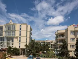 Sunny Day Club Hotel