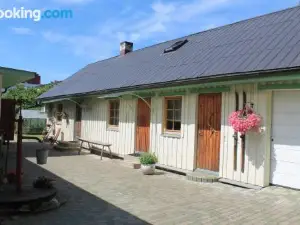 Posti Holiday Home