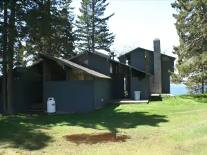 Kelley Point - Three Bedroom Home