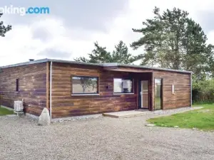 Stunning Home in Ebeltoft with 4 Bedrooms and Wifi