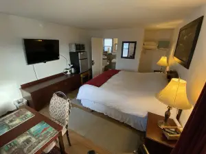 Great House Motel