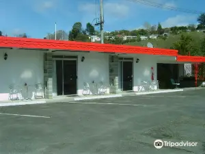 Safari Motel
