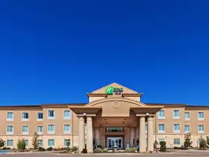 Holiday Inn Express & Suites Glen Rose