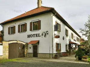 Hotel Kovarna