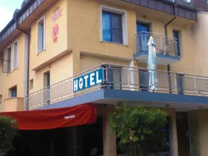 Fenix Family Hotel