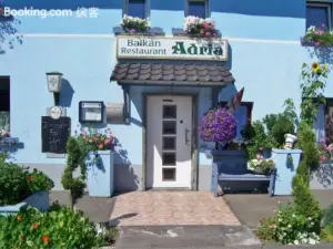 Hotel Garni "Adria"