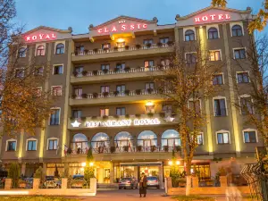 Royal Class Hotel