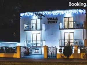 Villa Port