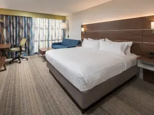 Holiday Inn Express & Suites Springfield