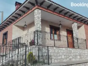 3 Bedrooms House with Enclosed Garden at Peral de Arlanza
