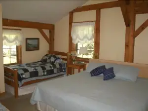 Oceanville Retreat - Three Bedroom Home