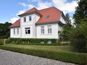 Child-friendly Seaside Apartment in Wittenbeck