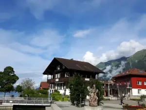 Romantic Lake & Mountain Apartment Pure Swissness