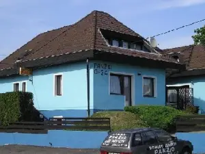 Domino Panzio