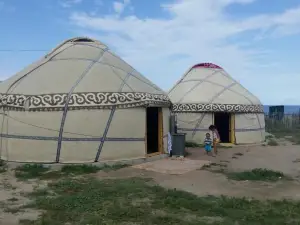 "AILUN" Guest House