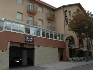Hotel Tres Arcos
