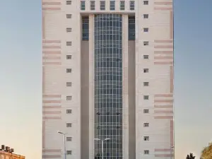 Ben Gurion Tower