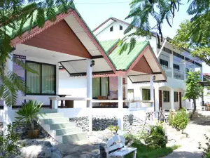 Benjaporn Bungalow