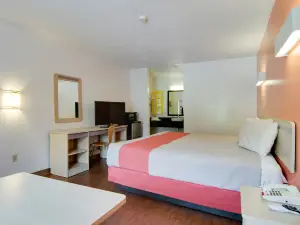 Motel 6 Cartersville, GA