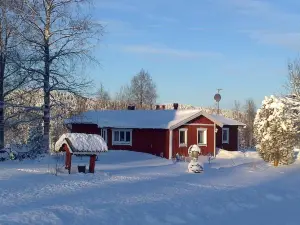 Ivars Bo På Landet