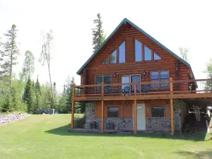 Sundog Lake - 3 Br Cabin