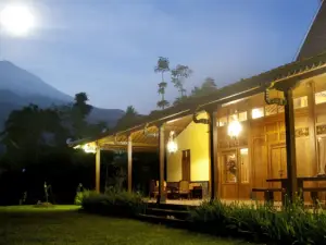 Ipienk Resort Tawamangu