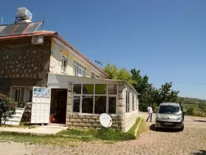 Karadut Pansiyon Nemrut