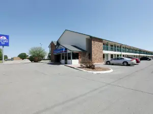 Econo Lodge Inn and Suites Enid