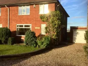 Glenbrae House 3 Bedrooms Near Nantwich with Countryside Views on Private Driveway