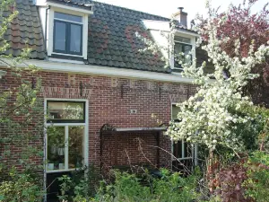 Boutique Holiday Home in Hilversum with Garden