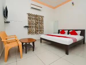 OYO 29865 Sunrise Restaurant and Guest House