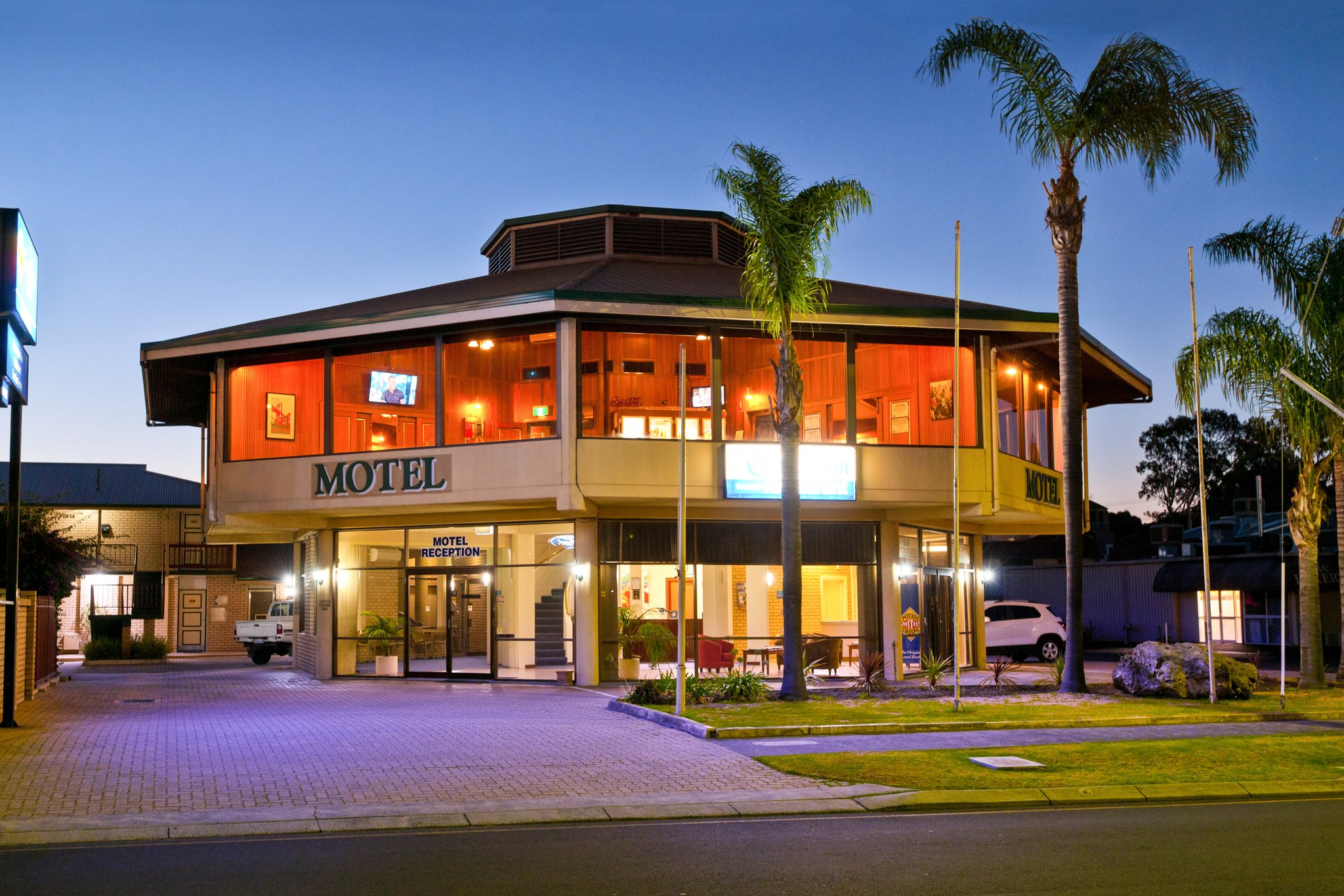 Australind motel