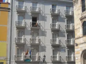 ホテル アストゥリアス