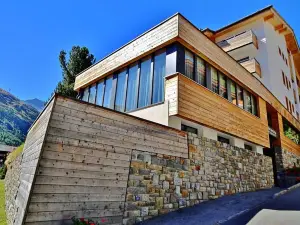 Elite Alpine Lodge - Apart & Breakfast