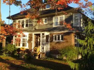 The Captain's House Heritage Bed & Breakfast