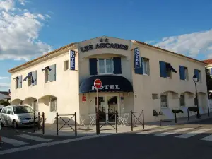 Hôtel les Arcades