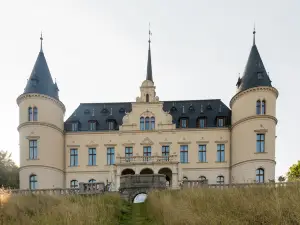 拉爾斯維克城堡飯店