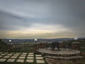 Eagles Nest Estate Guest House