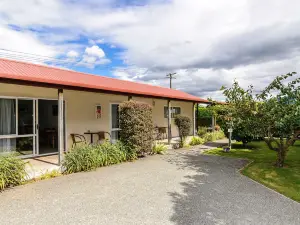 Abbey Court Motel