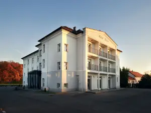 Hotel Raca