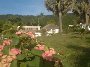 Hotel El Quemaito - Luxury Oceanfront Retreat