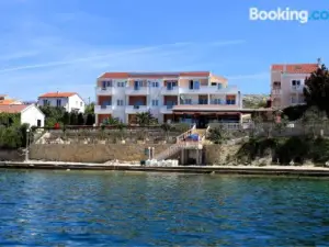 Pension Augustino