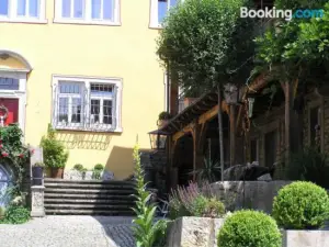Hotel / Weingut Meintzinger